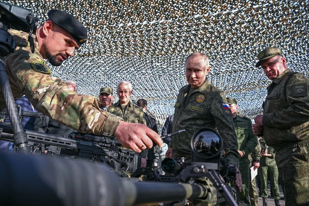 Hogyan figyelte Putyin a „Nyugat-2025” hadgyakorlatot