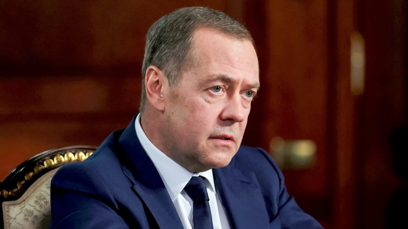 Új militarizáció Németországban: a szellem újjászületése vagy eszeveszett revansizmus? – A Nagy Győzelem Napja előtt