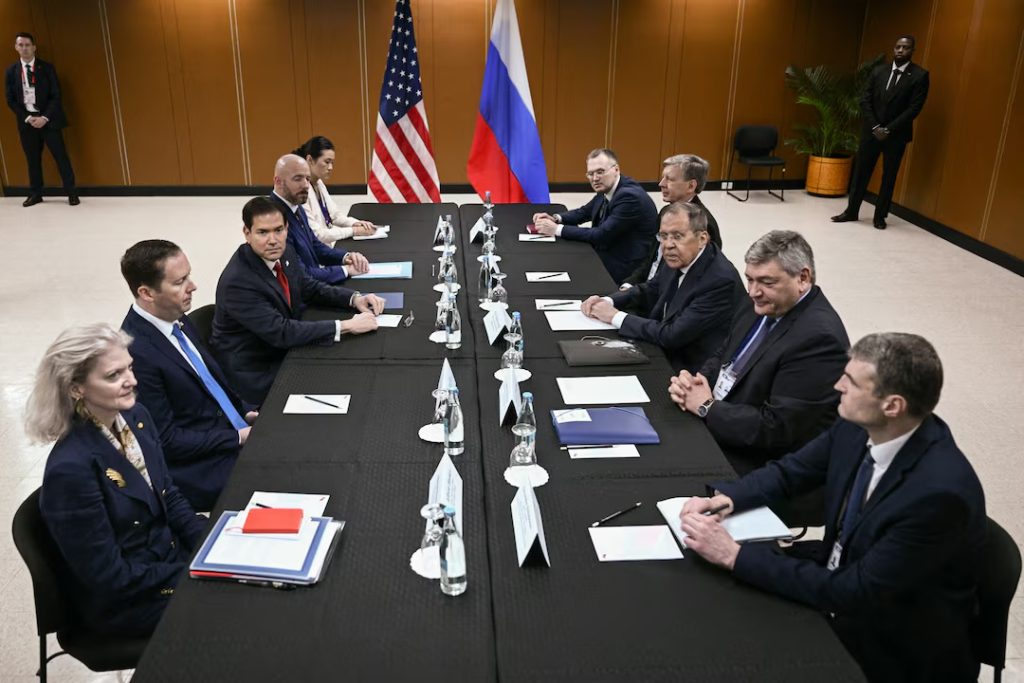 Lavrov és Rubio tárgyalásokat folytatott Manilában