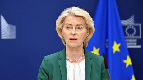 Von der Leyen 200 millió dolláros grönlandi PR-körúttal dicsekszik